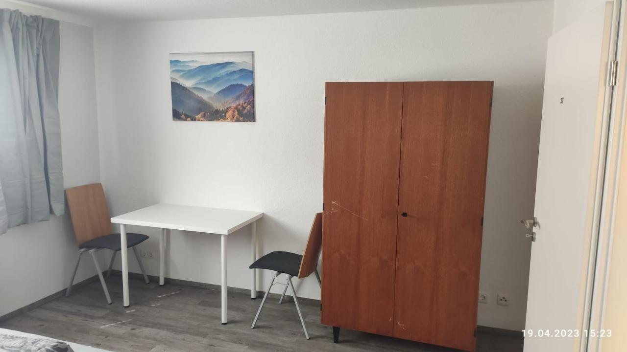 Schoene Zentrale Zimmer In Wilhelmshaven Daire Dış mekan fotoğraf